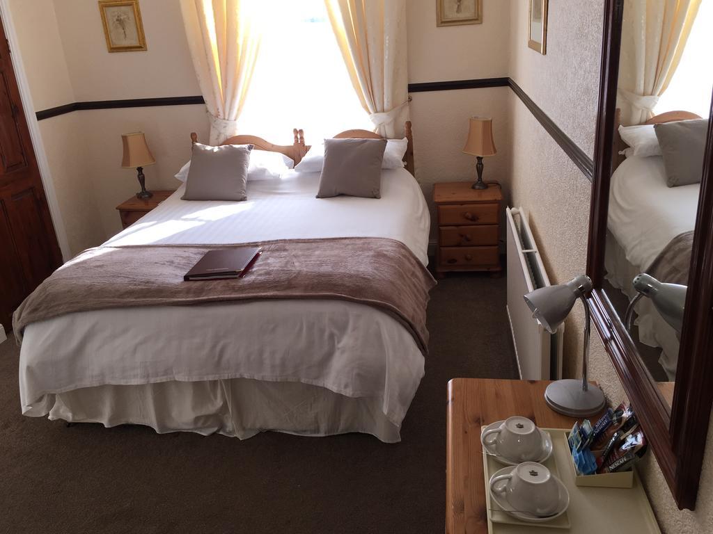 The Stuart House Hotell Scarborough Rum bild