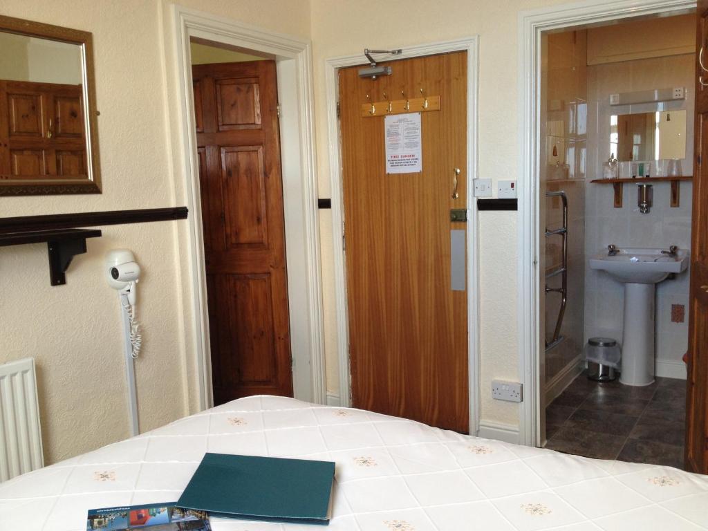 The Stuart House Hotell Scarborough Rum bild